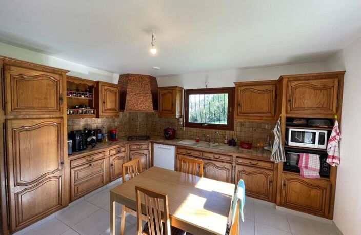 MUGRON  ( 40250 ) maison traditionnelle sur sous sol avec pis... — photo 4