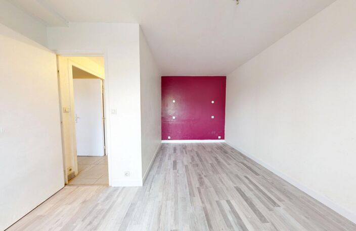 Appartement À Vendre — photo 2