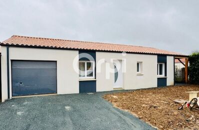 vente maison 269 900 € à proximité de Saint-Denis-du-Payré (85580)