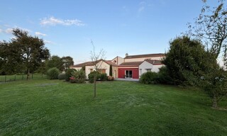 Maison 5 Pièces 222 m² à vendre à Vieillevigne (44116)
