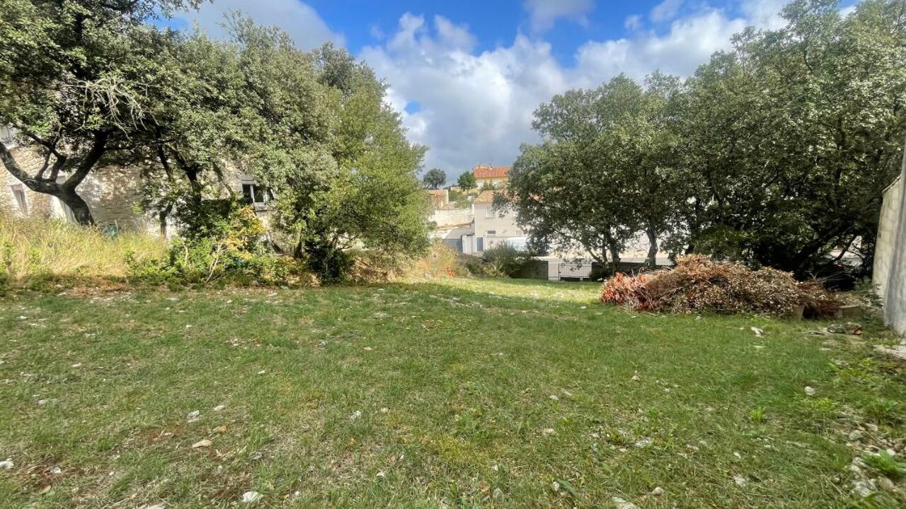 terrain  pièces 320 m2 à vendre à Poulx (30320)