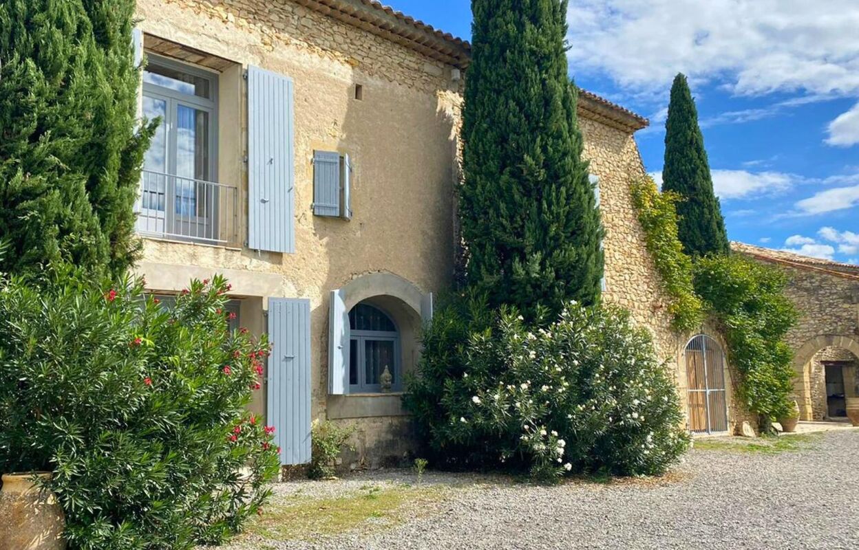 maison 15 pièces 598 m2 à vendre à Nîmes (30000)