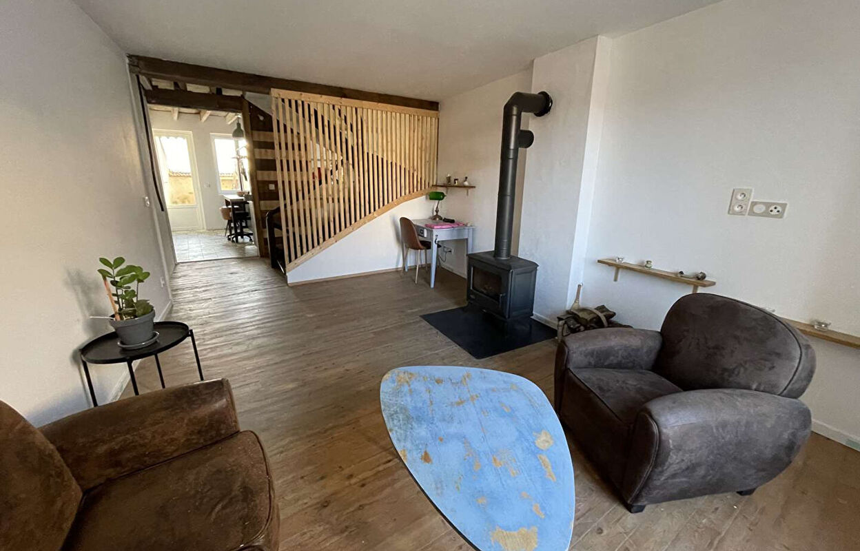 maison 3 pièces 88 m2 à vendre à Renaison (42370)