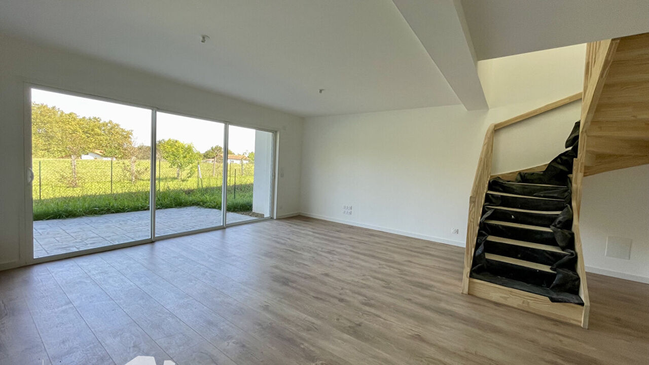 maison 4 pièces 92 m2 à vendre à Ustaritz (64480)