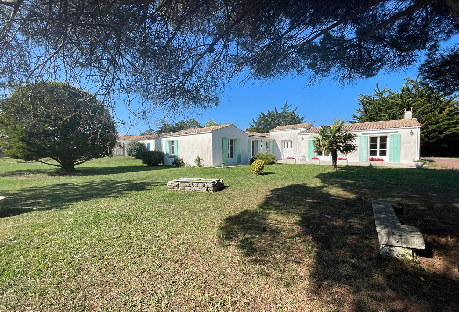 Maison Saint Pierre d Oleron 6 pièces 169 m² hab. — photo 1