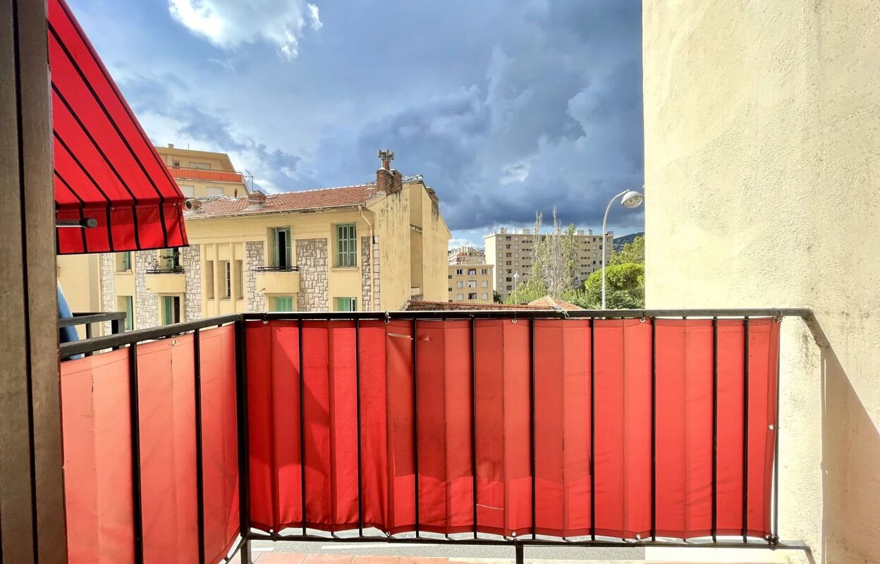 appartement 2 pièces 34 m2 à vendre à Nice (06300)