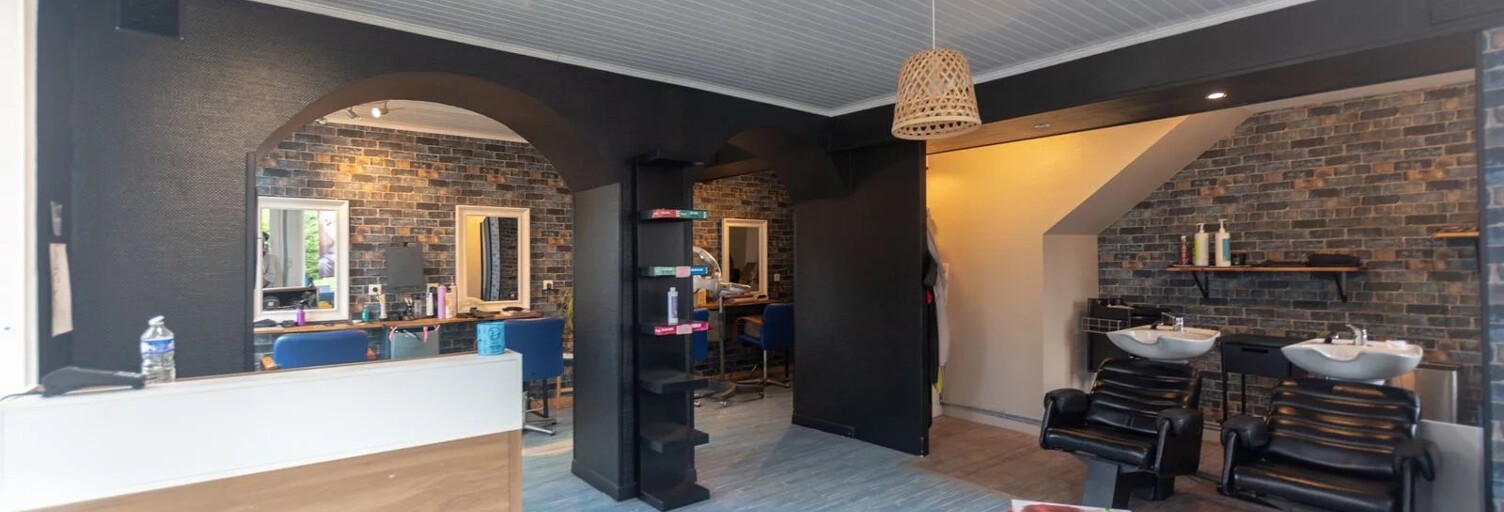 Commerce  45 m² à vendre à Pavilly (76570)