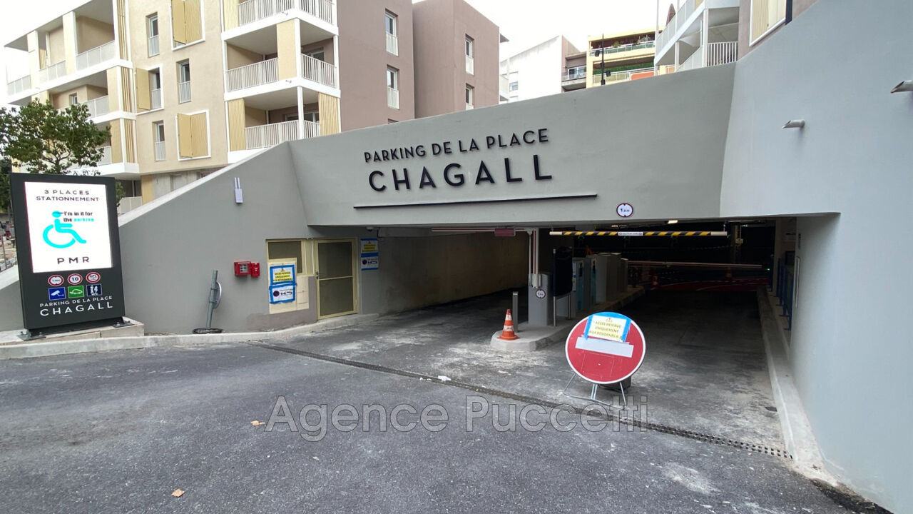 garage  pièces  m2 à vendre à Vence (06140)