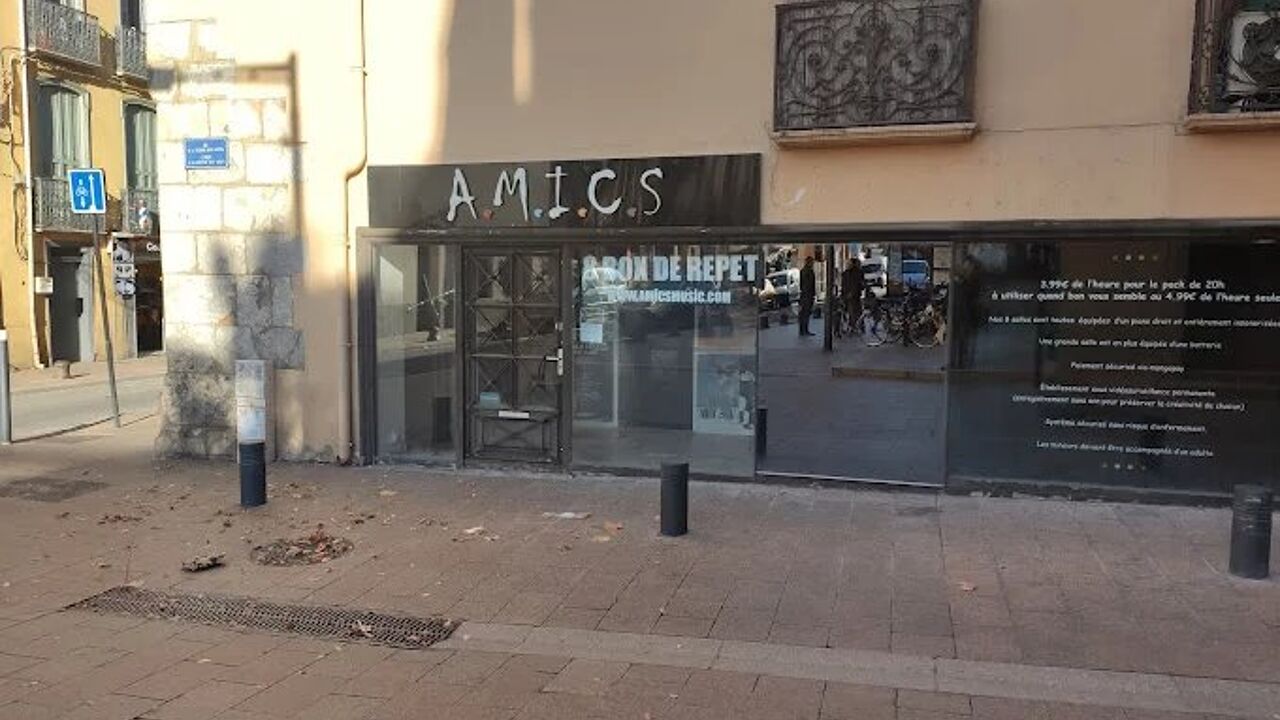 commerce 3 pièces 115 m2 à louer à Perpignan (66000)