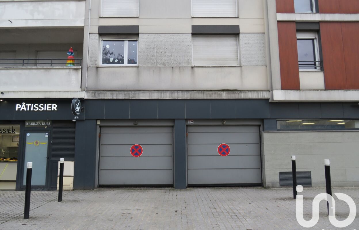 garage  pièces 13 m2 à vendre à Montévrain (77144)