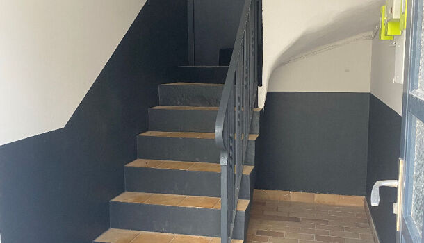 Immeuble 4 pièces  à vendre Jarrie (La) 17220