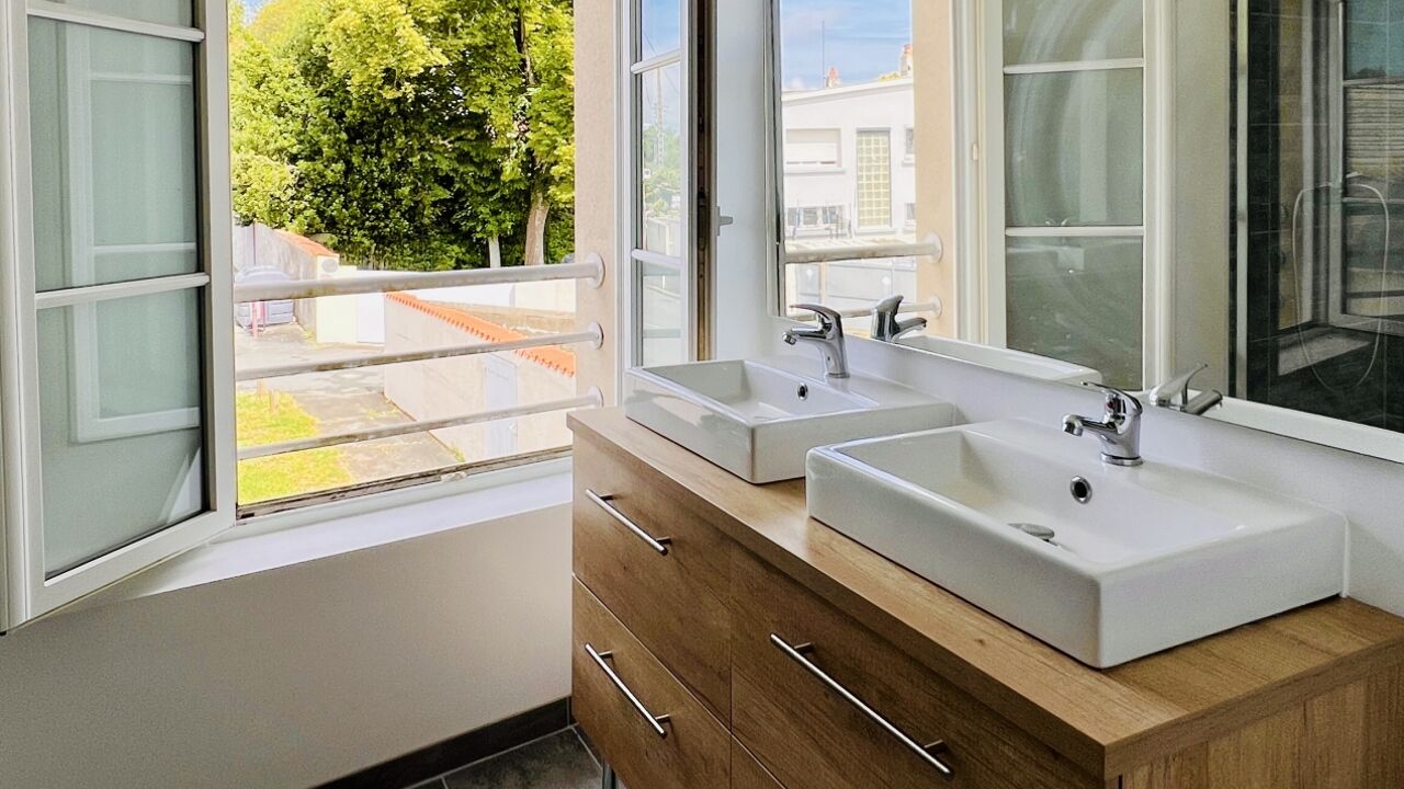 appartement 4 pièces 93 m2 à vendre à La Rochelle (17000)