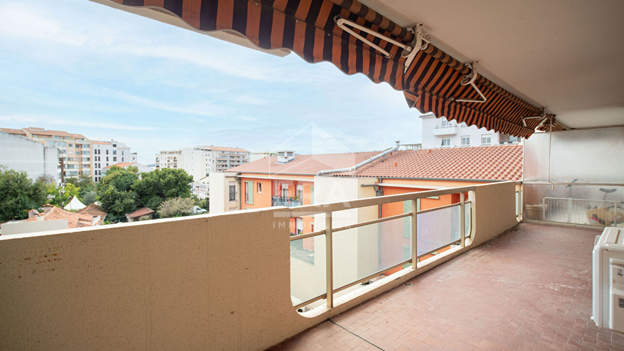 appartement 2 pièces 42 m2 à vendre à Cannes (06400)