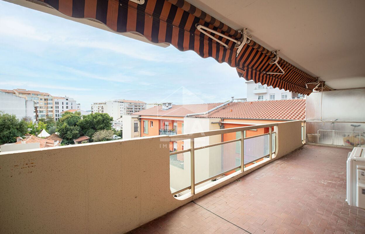 appartement 2 pièces 42 m2 à vendre à Cannes (06400)