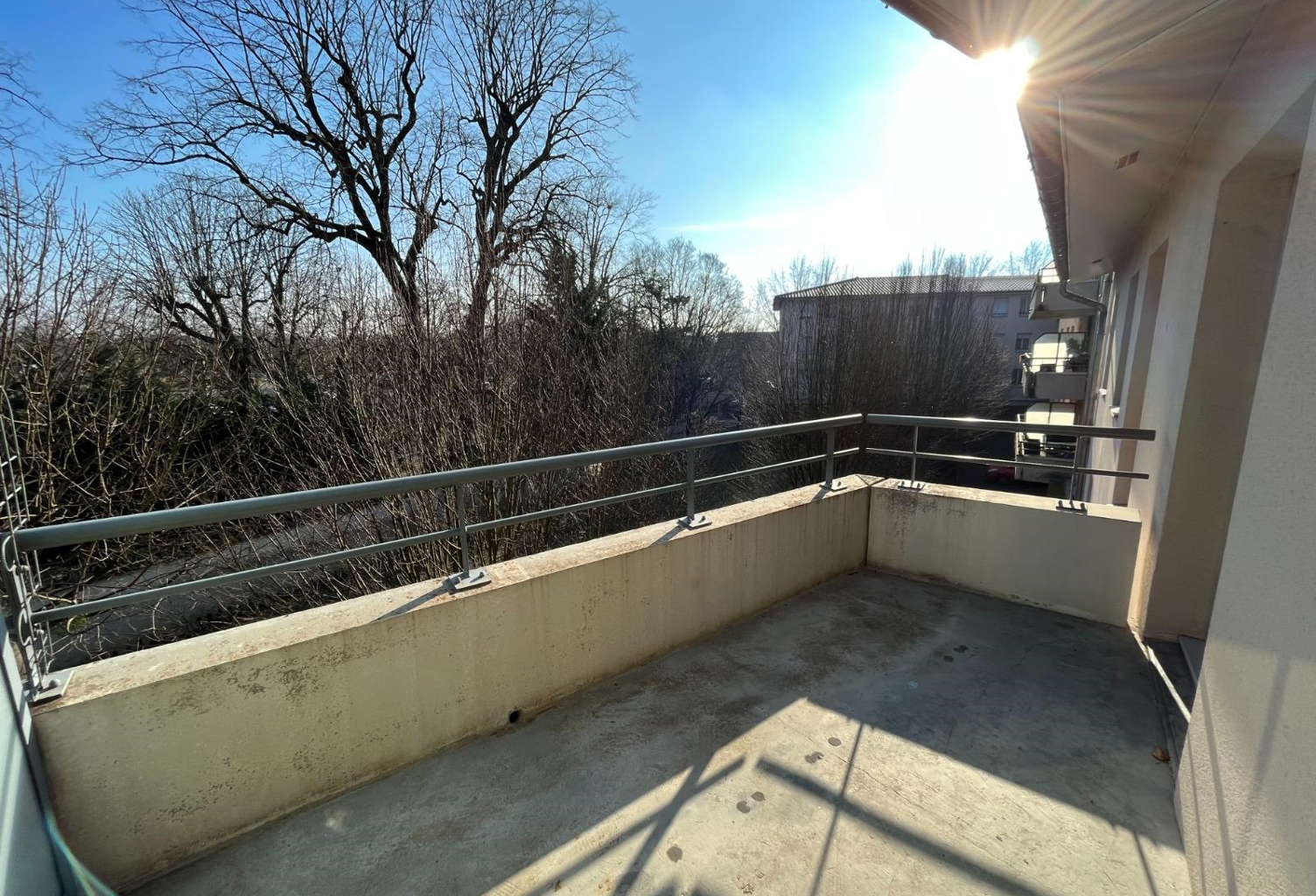 BELLEVILLE Appartement T3 bis — photo 1
