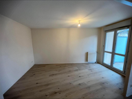 BELLEVILLE Appartement T3 bis — photo 4