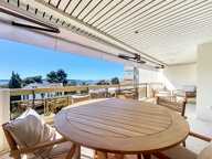 APPARTEMENT 4 PIECES  - CANNES PALM BEACH - VUE MER — photo 2