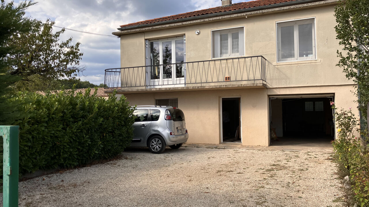 maison 4 pièces 106 m2 à louer à Cazilhac (34190)