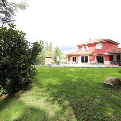 Maison 5 pièces 705000 €