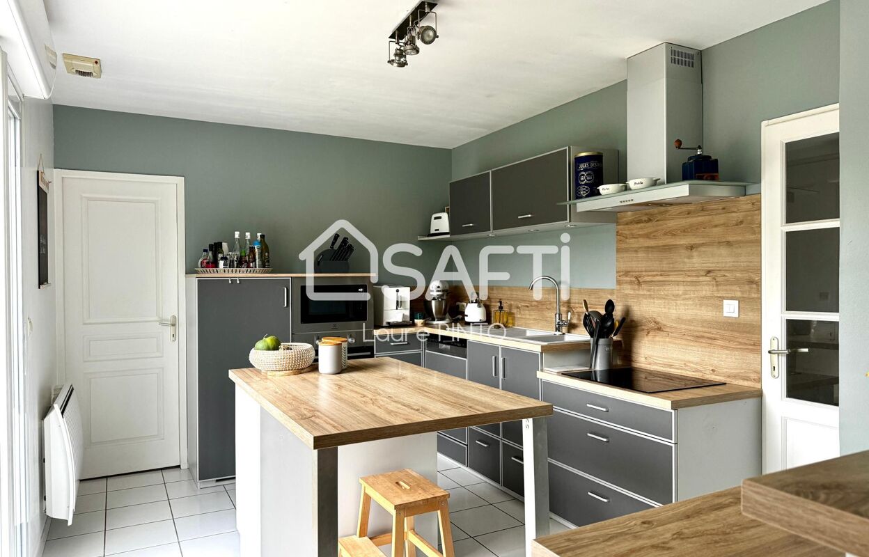 maison 6 pièces 139 m2 à vendre à La Neuville-en-Tourne-à-Fuy (08310)