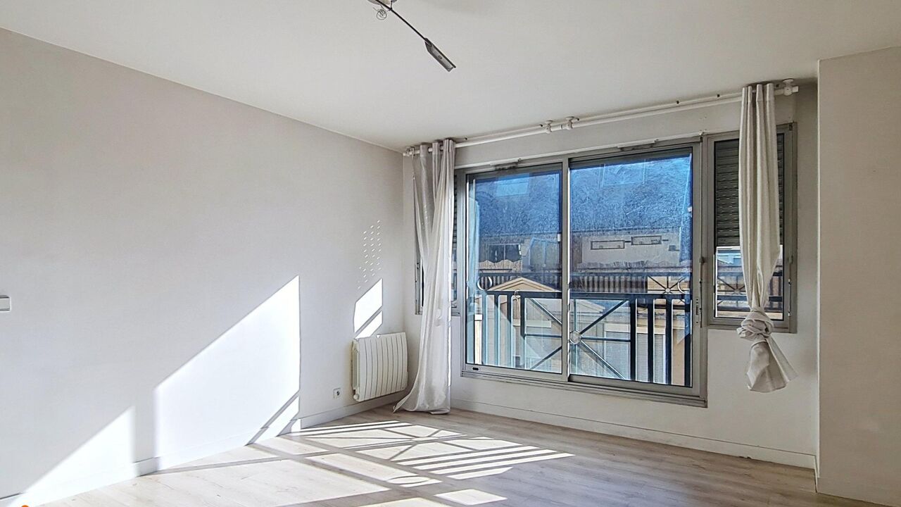 appartement 2 pièces 45 m2 à vendre à Les Lilas (93260)