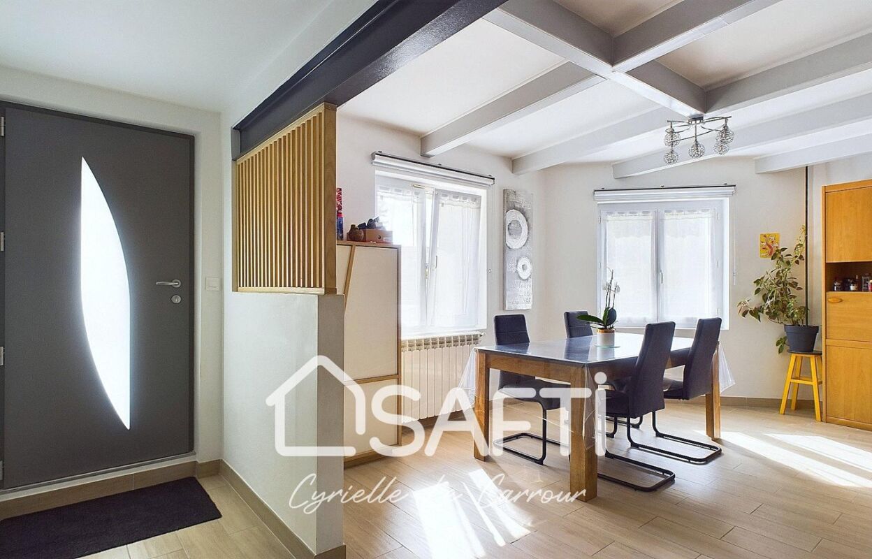 maison 5 pièces 97 m2 à vendre à Saint-Xandre (17138)