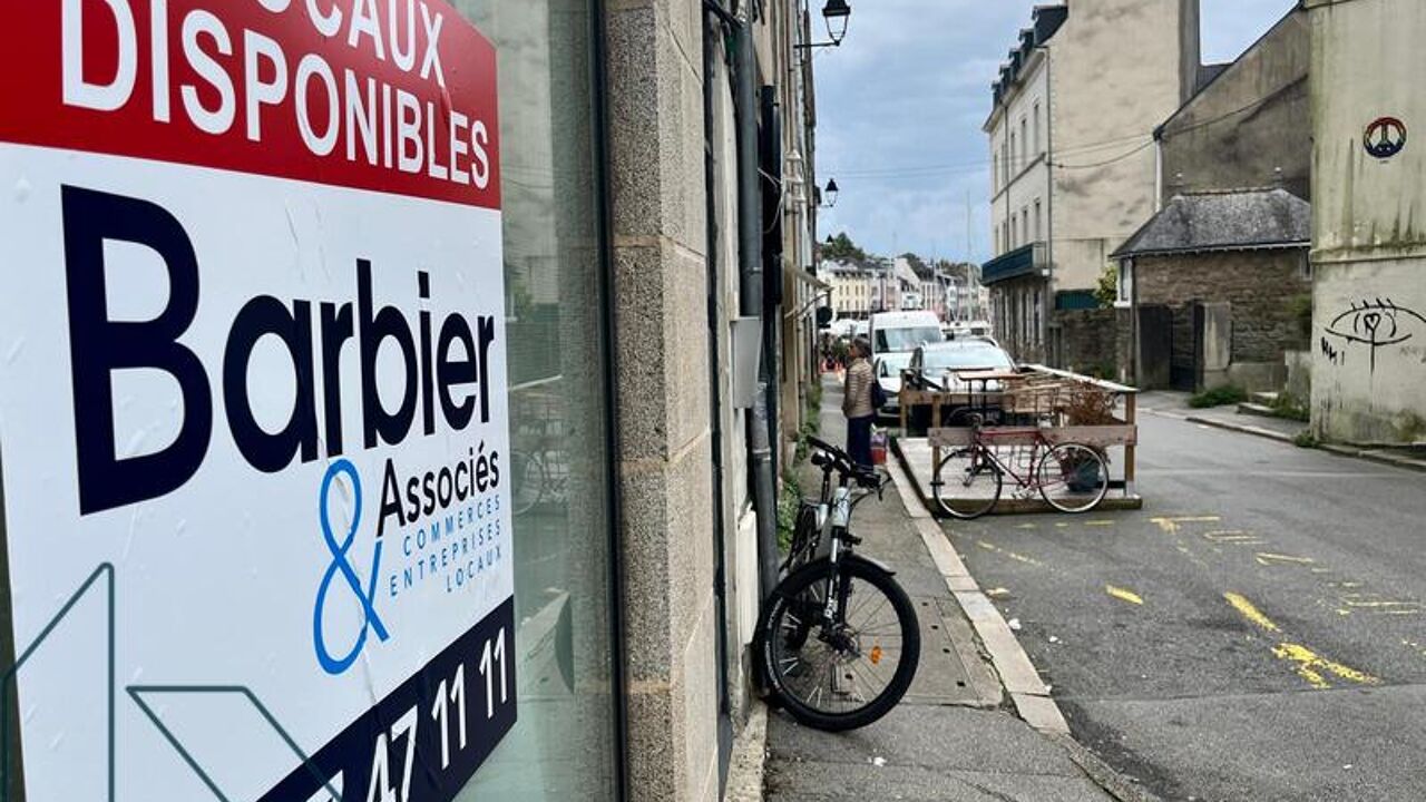 commerce  pièces 170 m2 à louer à Vannes (56000)