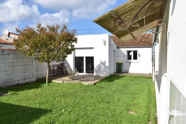 Villa / Maison 4 pièces  à vendre Saint-Georges-d'Oléron 17190