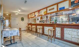 Immeuble   m² à vendre à Saint-Pardoux-Isaac (47800)