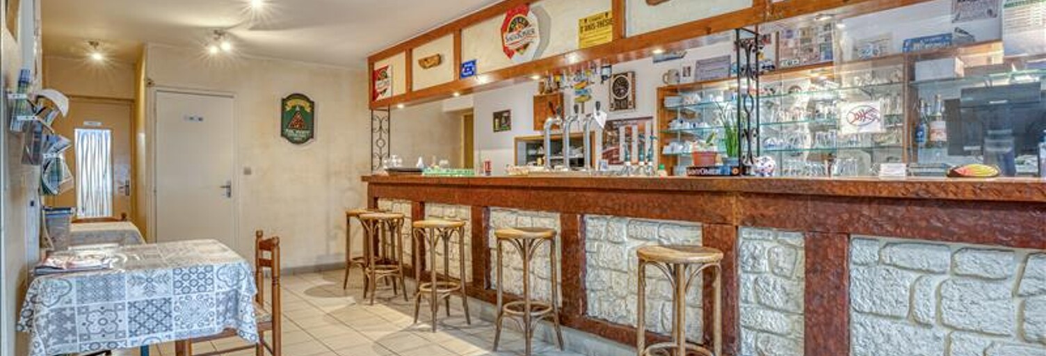 Immeuble   m² à vendre à Saint-Pardoux-Isaac (47800)