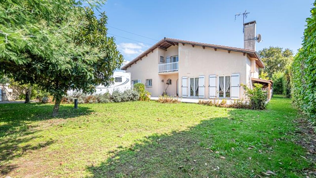 maison 6 pièces 182 m2 à vendre à Ambarès-Et-Lagrave (33440)