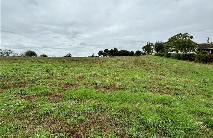 Terrain à bâtir de 0 pièces principales — photo 2