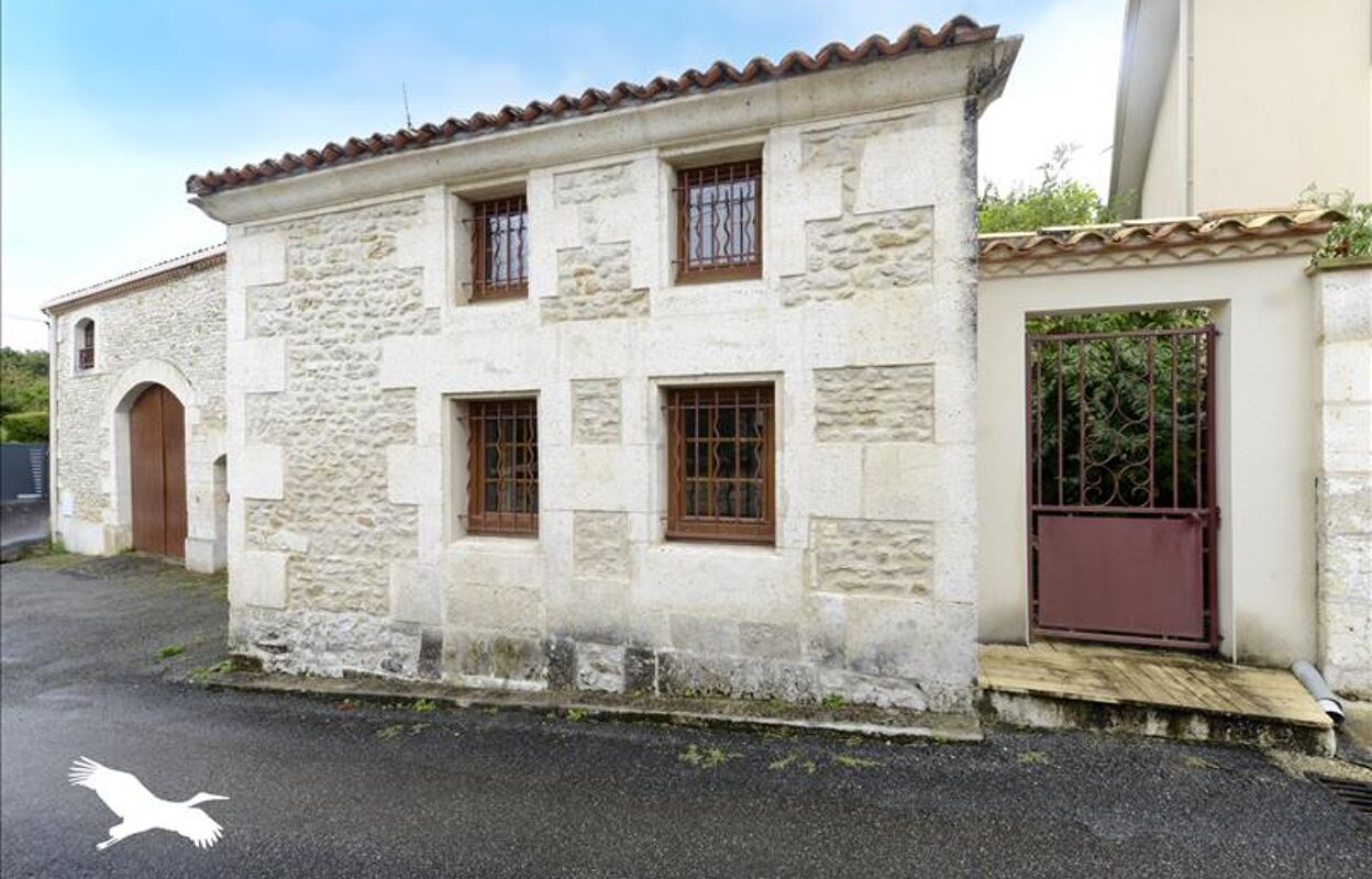 maison 7 pièces 202 m2 à vendre à Champniers (16430)