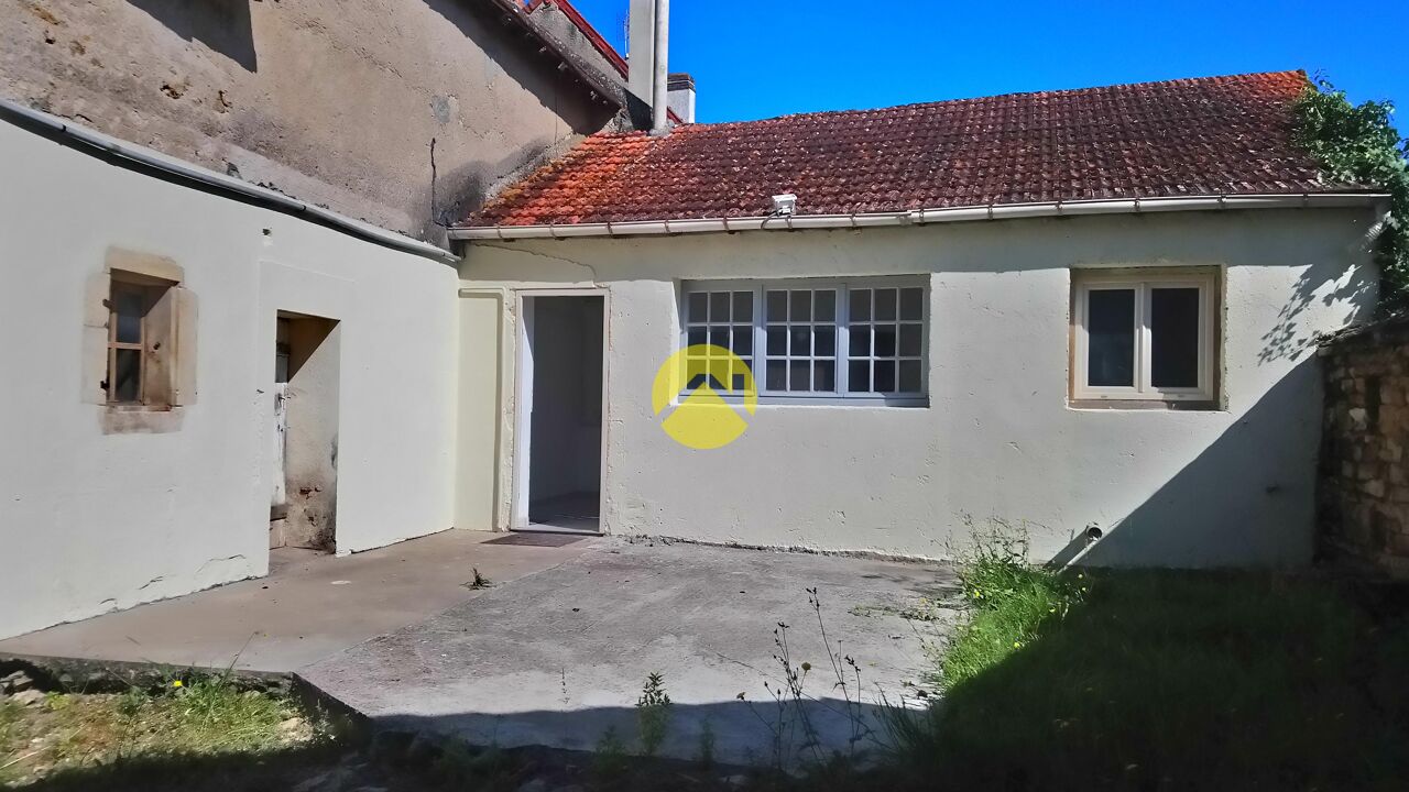 maison 4 pièces 98 m2 à vendre à Saint-Amand-Montrond (18200)