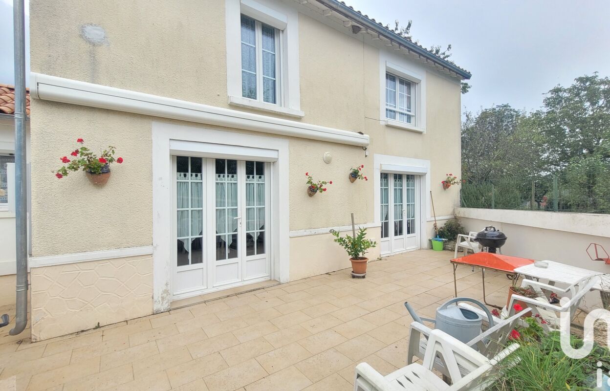 maison 5 pièces 110 m2 à vendre à Marillet (85240)