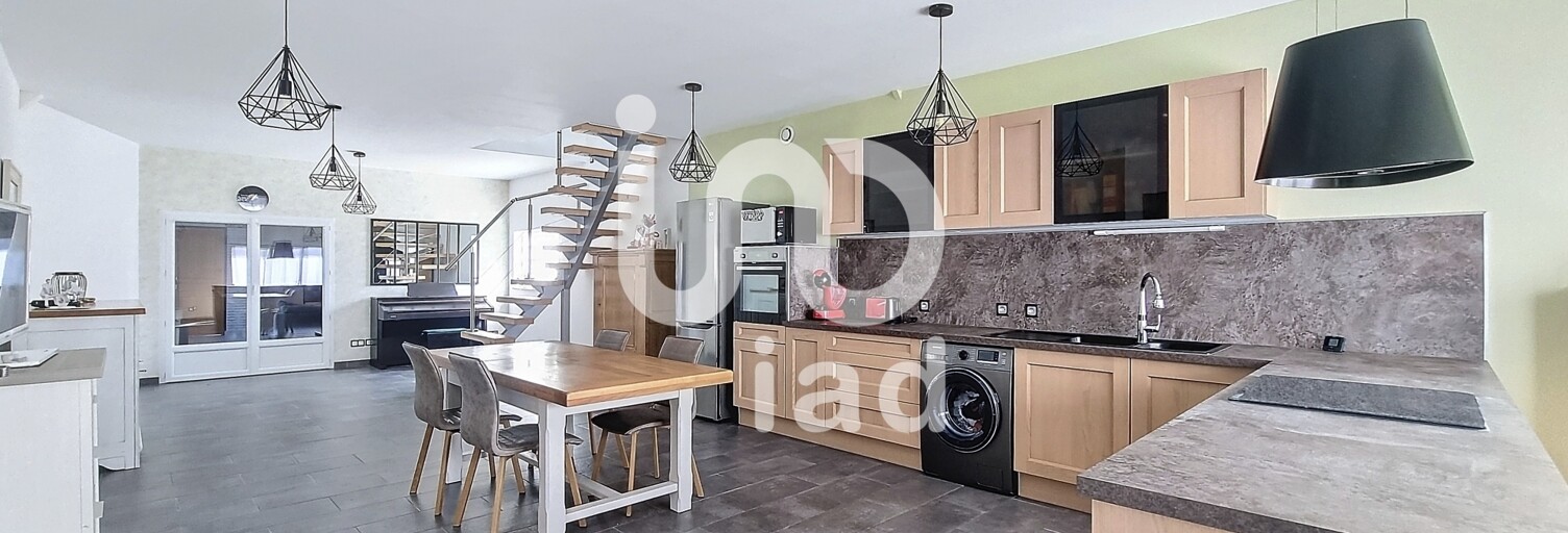 Maison 5 Pièces 122 m² à vendre à Forges-les-Eaux (76440)