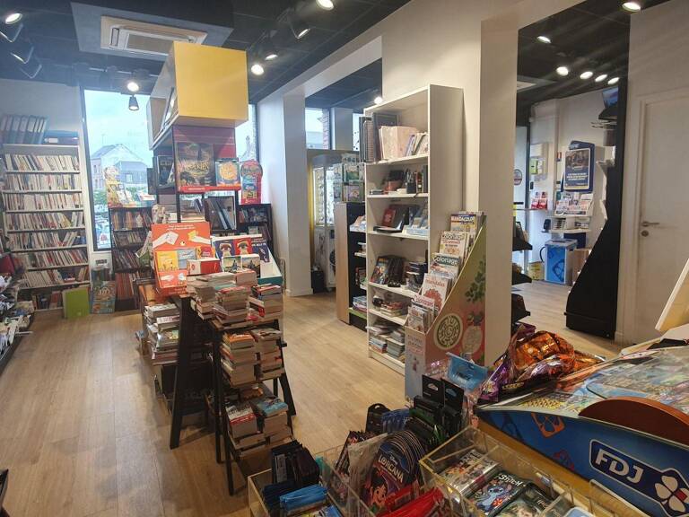 Vente Boutique/Local commercial 60 m&sup2; — photo 1