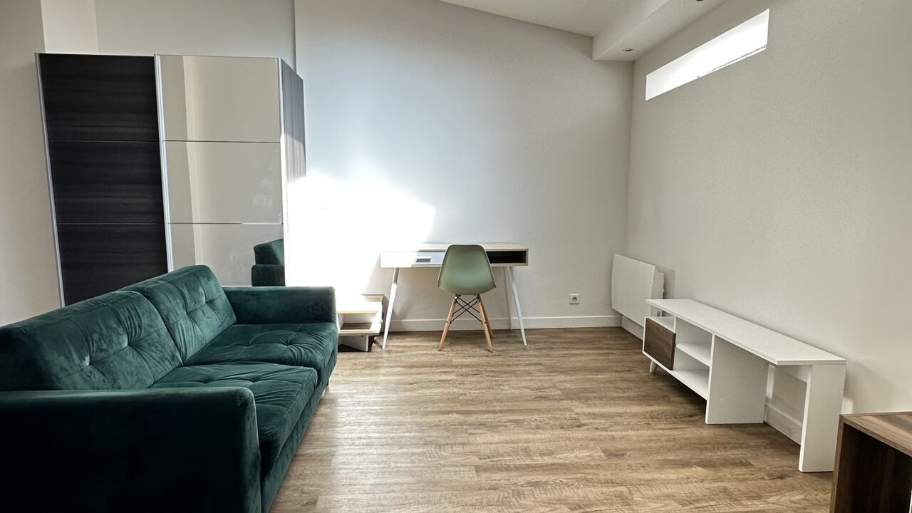 appartement 2 pièces 47 m2 à vendre à Saint-Ouen-sur-Seine (93400)