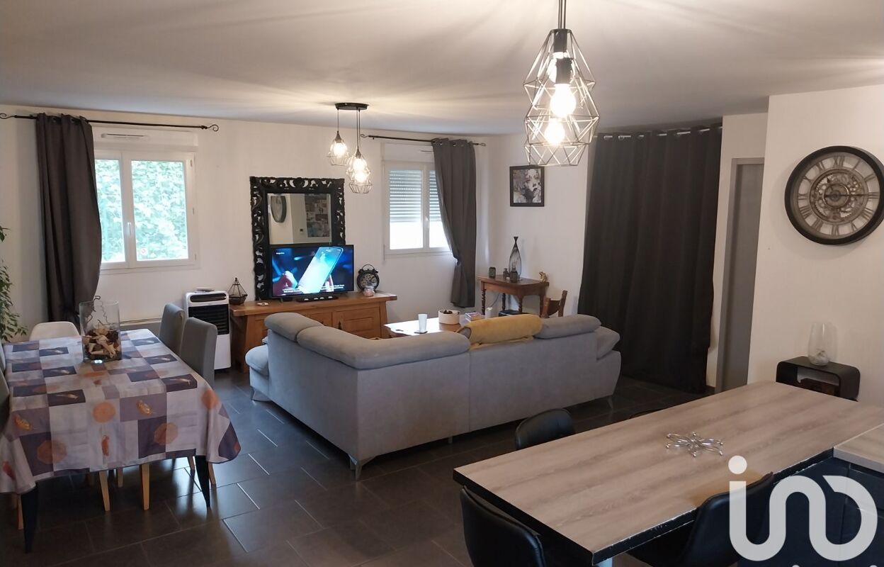 maison 5 pièces 102 m2 à vendre à Salmiech (12120)