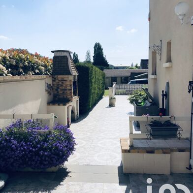 Maison 7 pièces 308800 €