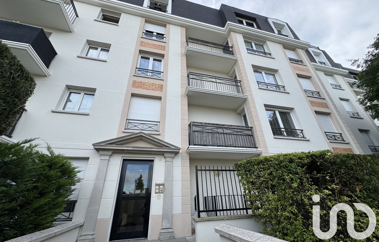 appartement 2 pièces 47 m2 à vendre à Noisy-le-Grand (93160)