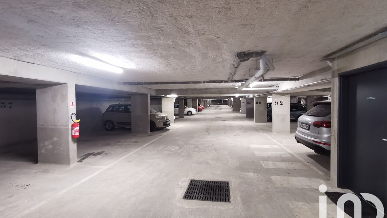 garage  pièces 12 m2 à vendre à Montfermeil (93370)