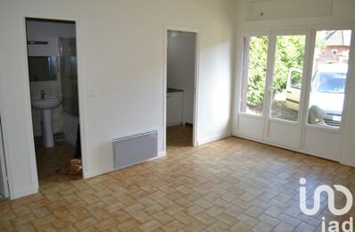 location appartement 640 € CC /mois à proximité de Sonchamp (78120)