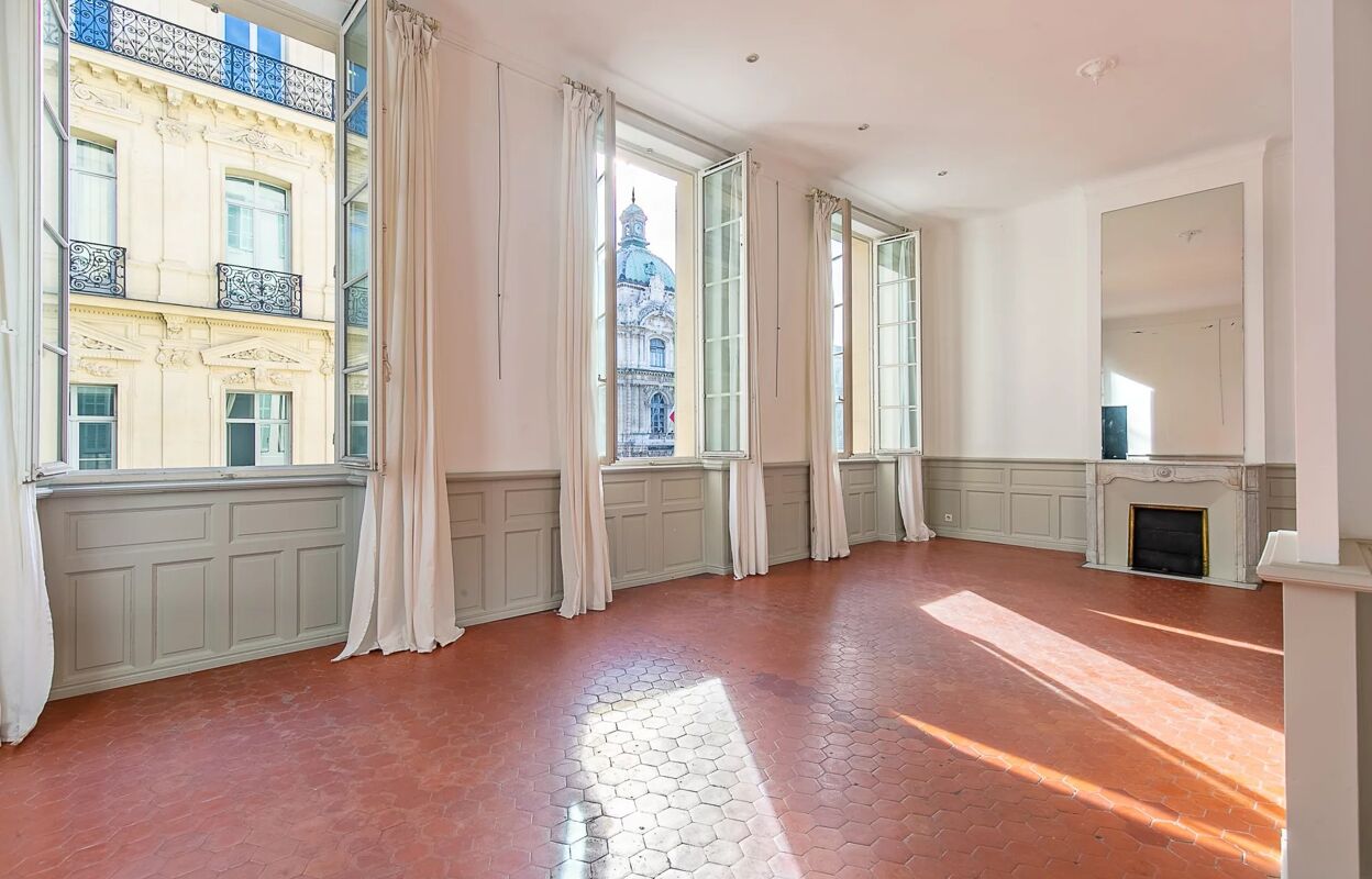 appartement 5 pièces 139 m2 à vendre à Marseille 6 (13006)