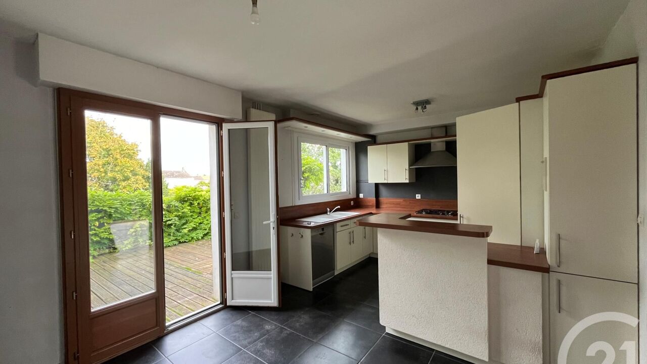 maison 5 pièces 125 m2 à louer à Châteauroux (36000)