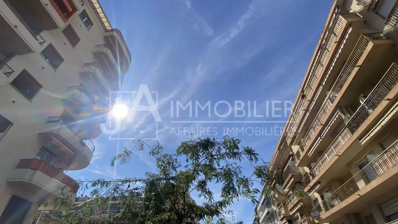 appartement 4 pièces  m2 à vendre à Nice (06100)