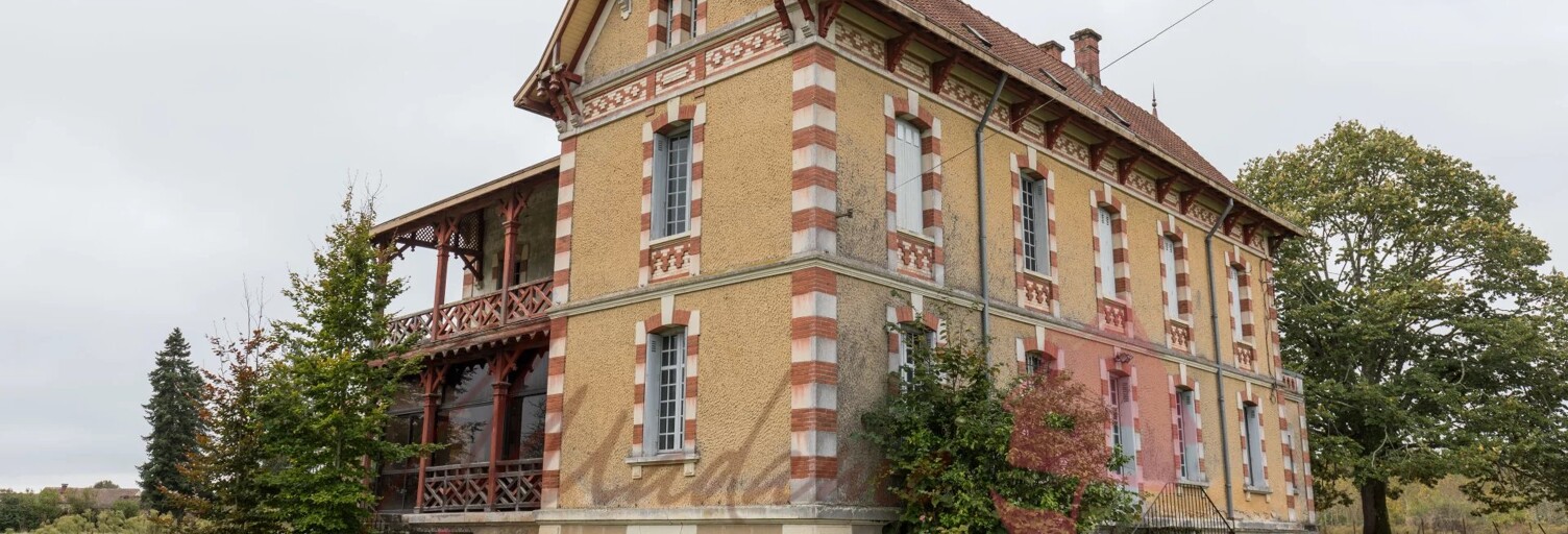 Maison 15 Pièces 550 m² à vendre à Saint-Gein (40190)