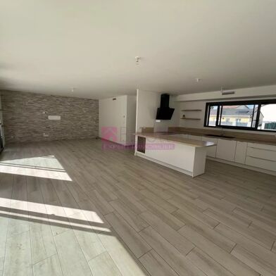 Maison 5 pièces 142 m²