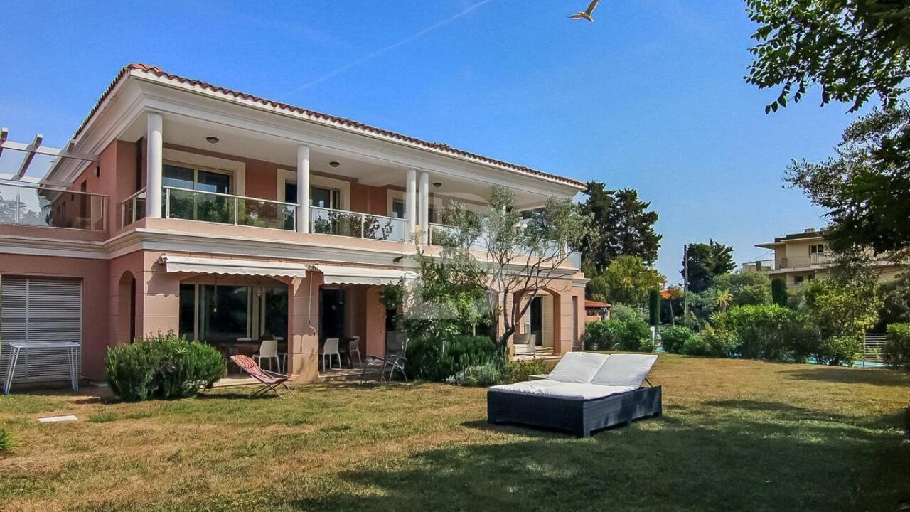 maison 8 pièces 240 m2 à vendre à Antibes (06600)