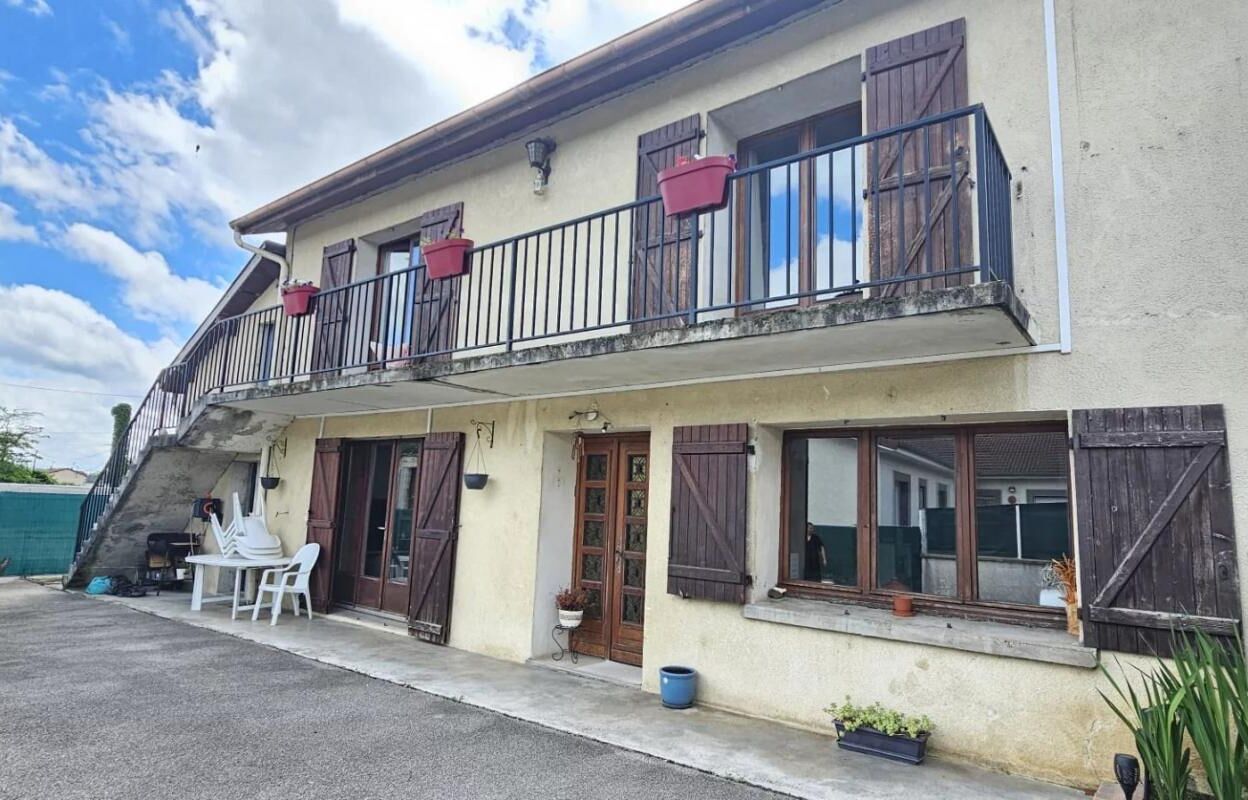 maison 4 pièces 114 m2 à vendre à Saint-Denis-en-Bugey (01500)